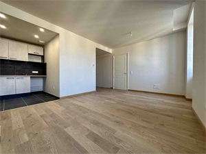 appartement à la location -   63400  CHAMALIERES, surface 49 m2 location appartement - APR718954